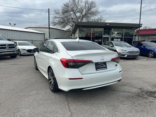 2022 Honda Civic Touring