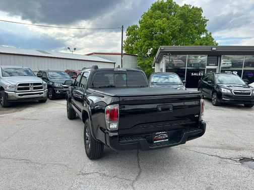 Black 2023 Toyota Tacoma SR5