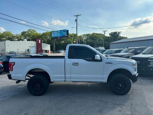Oxford White 2017 Ford F-150 XL