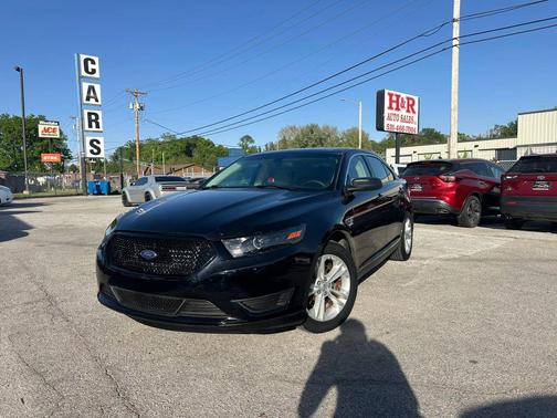 Shadow Black 2017 Ford Taurus SE