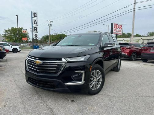 Mosaic Black Metallic 2024 Chevrolet Traverse LT Leather