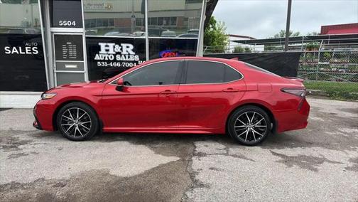 2024 Toyota Camry SE