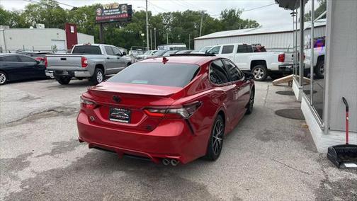 2024 Toyota Camry SE