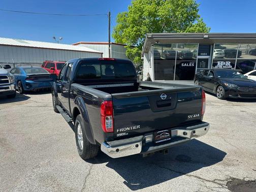 Arctic Blue Metallic 2016 Nissan Frontier SV
