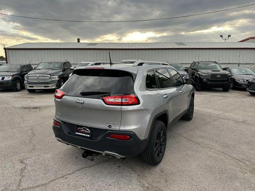 Billet Silver Metallic Clearcoat 2016 Jeep Cherokee Sport