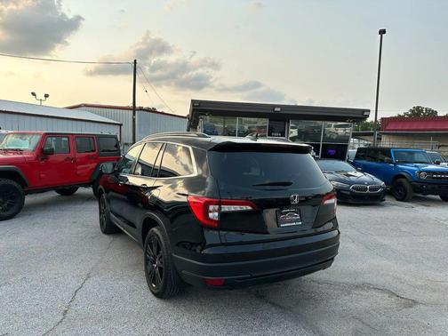 Crystal Black Pearl 2021 Honda Pilot AWD Special Edition