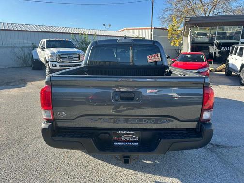 2022 Toyota Tacoma SR5