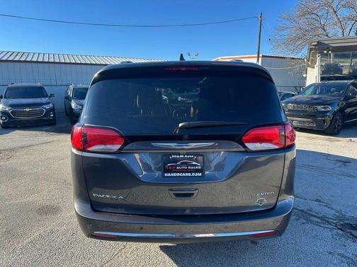 2018 Chrysler Pacifica Limited