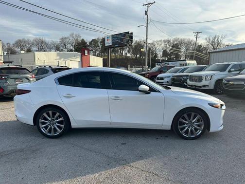 2019 Mazda Mazda3 FWD w/Preferred Package