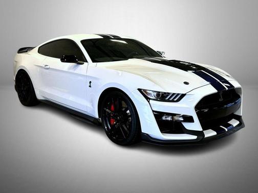 2021 Ford Shelby GT500 Base