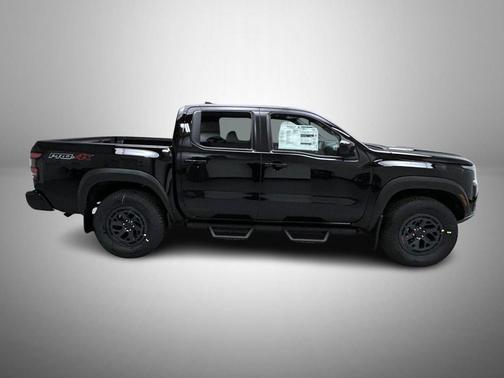 Super Black 2026 Nissan Frontier PRO-4X