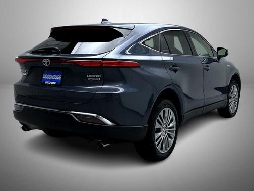 Coastal Gray Metallic 2021 Toyota Venza Limited