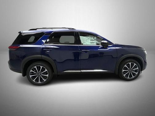 Deep Ocean Blue Pearl 2026 Nissan Pathfinder Platinum