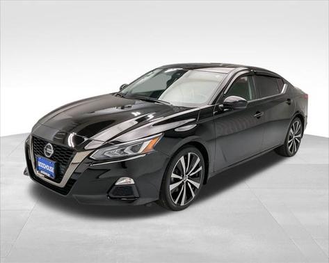 2020 Nissan Altima SR FWD