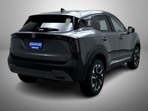 Gun Metallic 2026 Nissan Kicks SV
