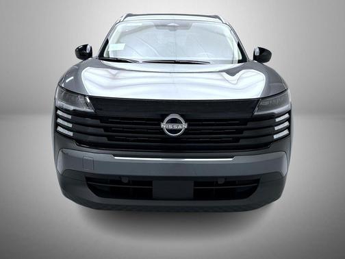 Gun Metallic 2026 Nissan Kicks SV
