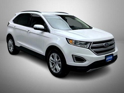 White Platinum Clearcoat Metallic 2015 Ford Edge SEL