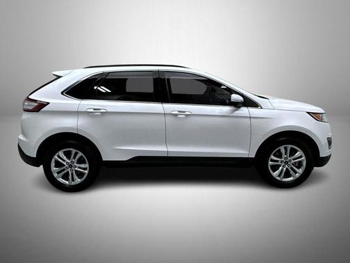 White Platinum Clearcoat Metallic 2015 Ford Edge SEL