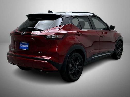 Scarlet Ember Tintcoat/Super Black 2023 Nissan Kicks SR