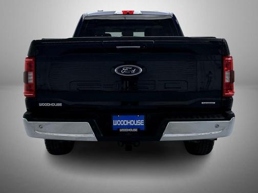 Antimatter Blue Metallic 2021 Ford F-150 XLT