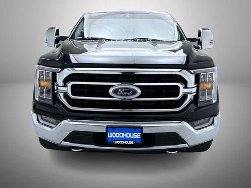 Antimatter Blue Metallic 2021 Ford F-150 XLT