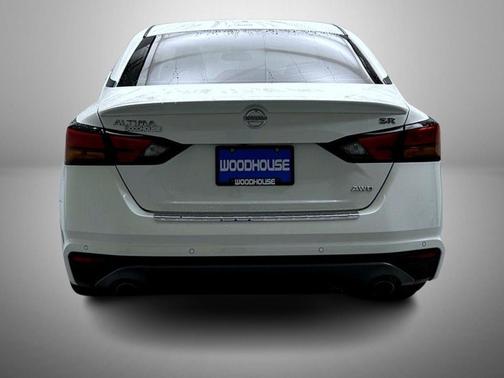 2022 Nissan Altima SR Intelligent AWD