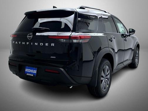 2025 Nissan Pathfinder SV 4WD