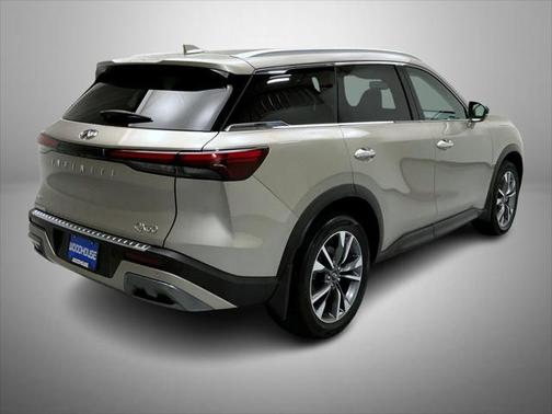 2022 INFINITI QX60 Luxe