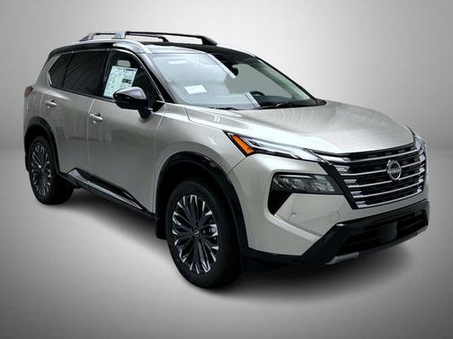 Champagne Silver/Black 2026 Nissan Rogue Platinum