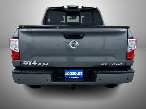 2021 Nissan Titan SL