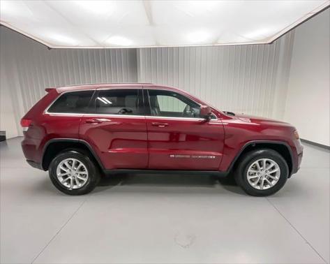 2022 Jeep Grand Cherokee Laredo