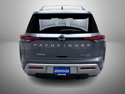 2023 Nissan Pathfinder Platinum 4WD
