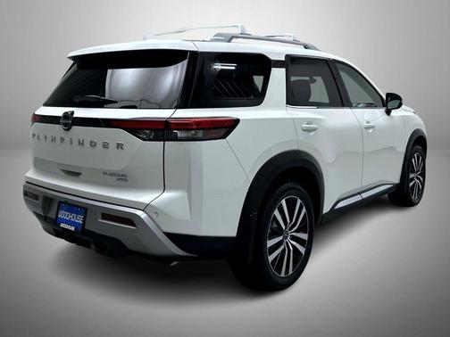 2023 Nissan Pathfinder Platinum 4WD
