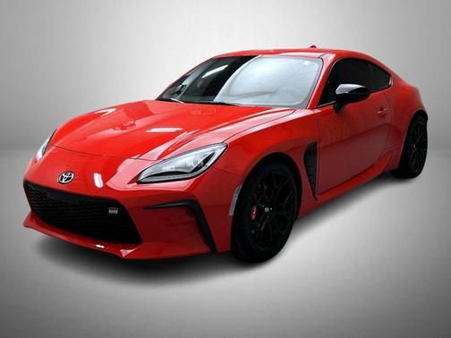 2025 Toyota GR86 Premium