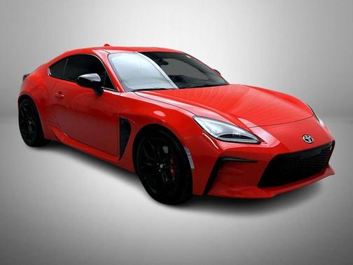 2025 Toyota GR86 Premium