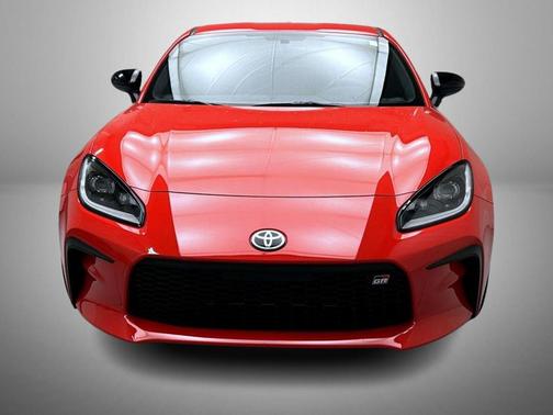 2025 Toyota GR86 Premium