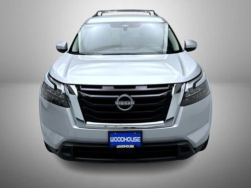 2025 Nissan Pathfinder SV 4WD