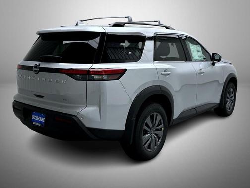 2025 Nissan Pathfinder SV 4WD