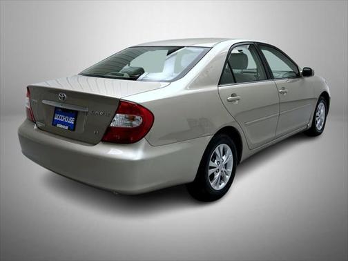 2004 Toyota Camry LE V6
