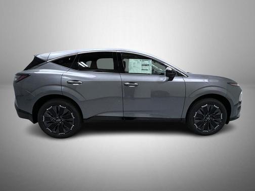 Gun Metallic 2026 Nissan Murano Platinum