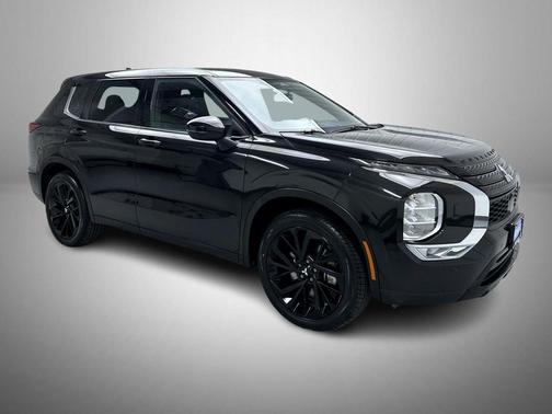 2023 Mitsubishi Outlander SE Black Edition S-AWC