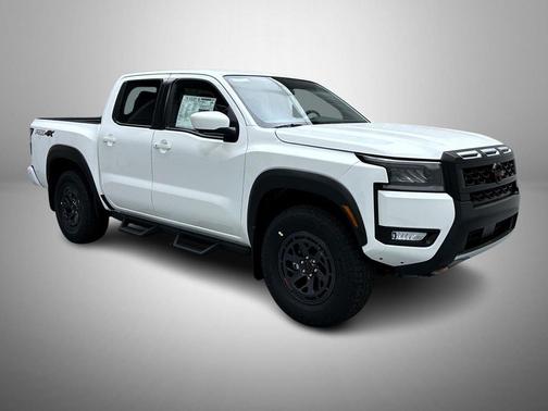 Glacier White 2026 Nissan Frontier PRO-4X