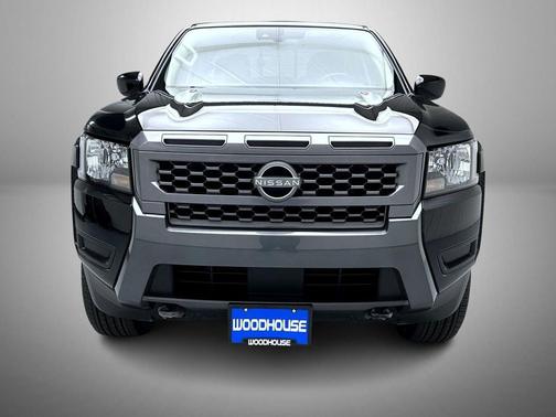 Super Black 2025 Nissan Frontier SV