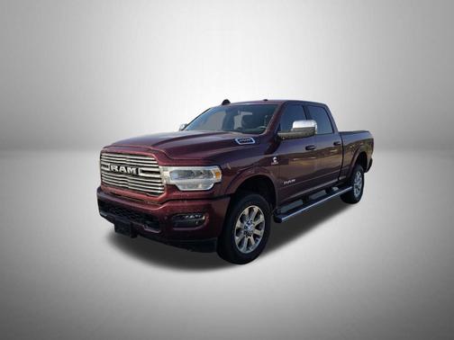2022 RAM 2500 Laramie Crew Cab 4x4 6'4' Box