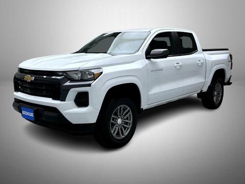 Summit White 2023 Chevrolet Colorado LT