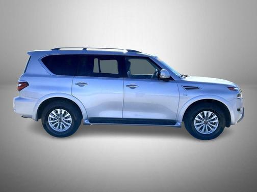 Brilliant Silver Metallic 2022 Nissan Armada SV 4WD