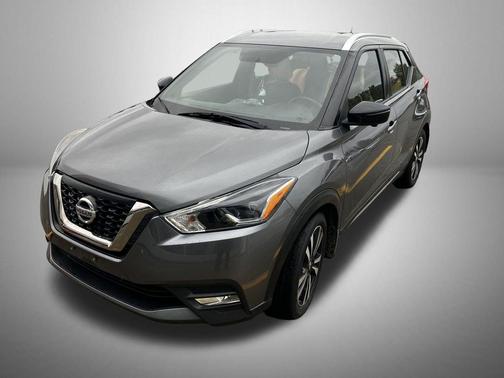 2019 Nissan Kicks SR