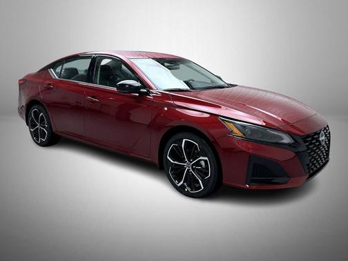 Scarlet Ember Tintcoat 2026 Nissan Altima SR AWD