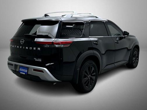 2024 Nissan Pathfinder SL 4WD