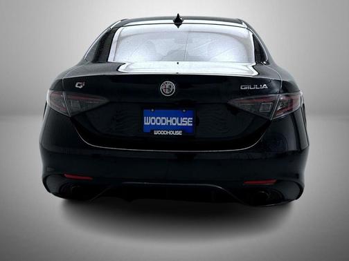 2024 Alfa Romeo Giulia Veloce AWD